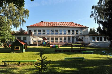 Mestské detské jasle Žiar nad Hronom - pohľad zvonku