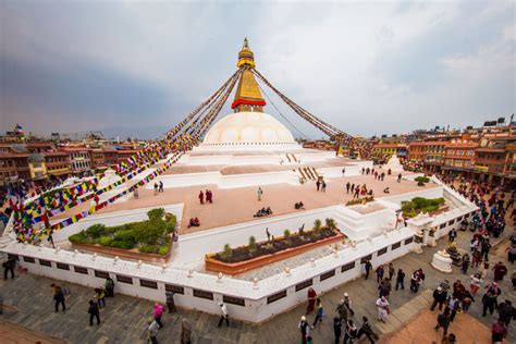 obrázok stúpy, napríklad Boudhanath v Káthmandu