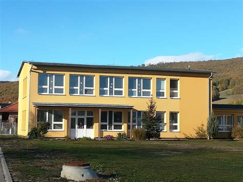 Budova materskej školy v Revúcej