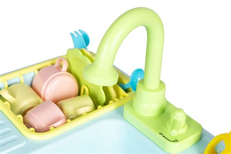 Detský hračkársky drez s tečúcou vodou