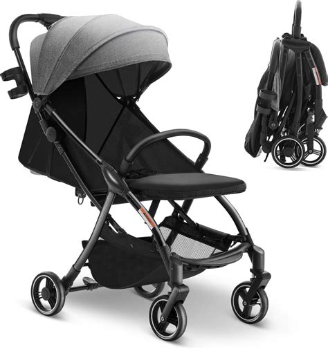 Adjustable backrest and footrest on a Chicco stroller