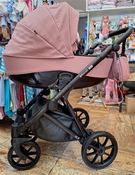 detailné zobrazenie ventilačného systému v strieške kočíka