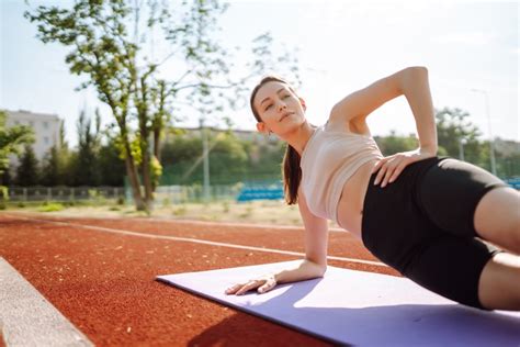 Ilustrácia panvového dna s vyznačenými svalmi.