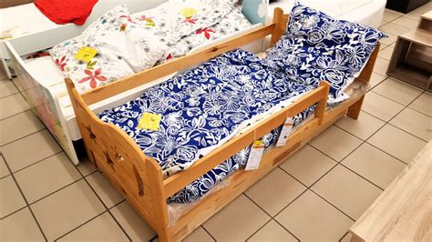 Schéma transformácie detskej postieľky na gauč alebo posteľ pre väčšie dieťa