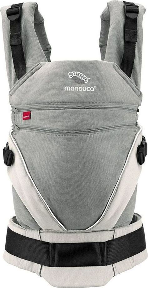 Dieťa v ergonomicky správnej polohe v nosiči