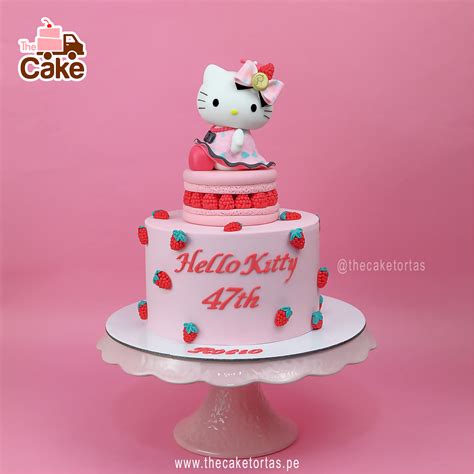 Torta zdobená jedlým papierom Hello Kitty