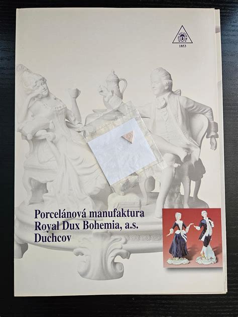 Historická budova porcelánky Royal Dux Bohemia