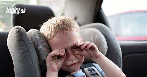 dieťa v blízkosti vozidla