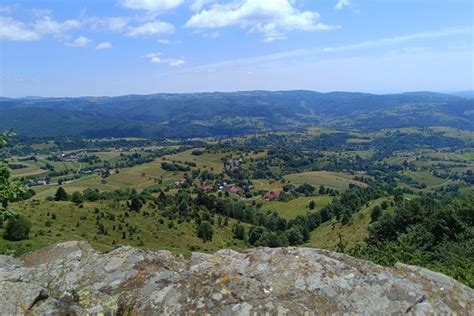 Panoramatický výhľad na Karpaty v Rumunsku