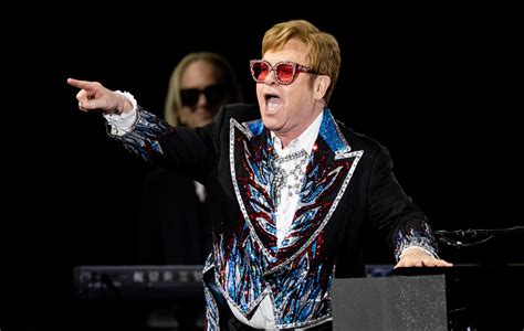 Elton John s ocenením Grammy