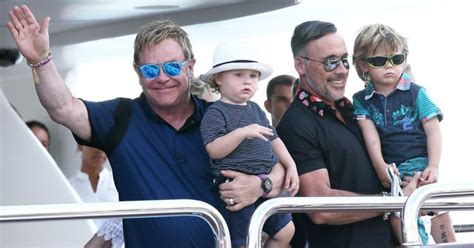 Elton John s rodinou