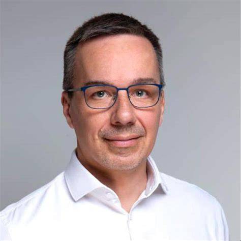 Erik Tomáš ako mladý redaktor