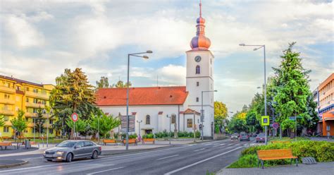 Bratia Hutta v obrannom rade Senice