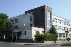 Budova Obchodnej akadémie v Martine z polovice 20. storočia