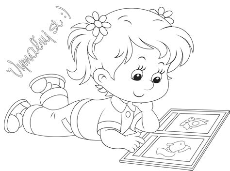 Dieťa číta knihu s matematickou úlohou