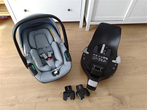 Schéma súpravy 2 v 1 s otočnou základňou a dvoma autosedačkami