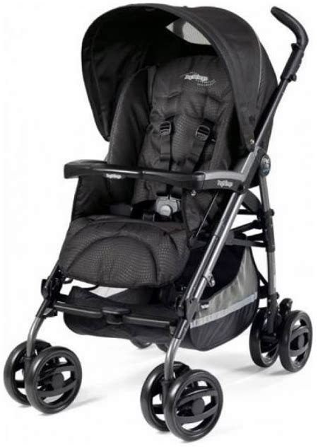 Kočík Peg Perego Pliko P3 ako cestovný systém s autosedačkou a vaničkou