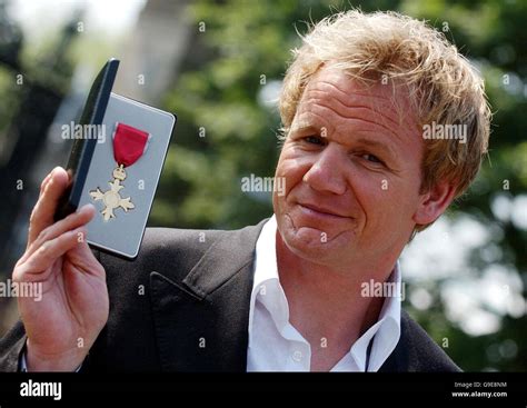 Gordon Ramsay s medailou OBE