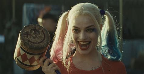 Margot Robbie ako Harley Quinn vo filme Suicide Squad