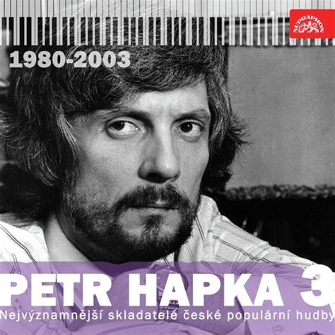 Mladý Petr Hapka pri klavíri