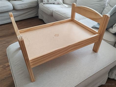 Miniatúrna postieľka pre telefón od IKEA