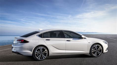Opel Insignia Grand Sport exteriér