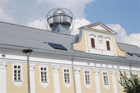Stará nemocničná budova v Liptovskom Mikuláši ako symbol dlhoročnej praxe