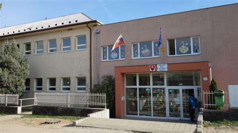 Budova Základnej školy v Dolnom Smokovci