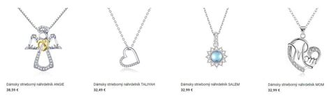 Ilustrácia háčkovanej retiazky s hračkami