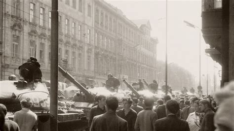 Fotografia z Bratislavy po Nežnej revolúcii v roku 1989