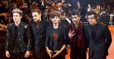 Skupina One Direction na pódiu