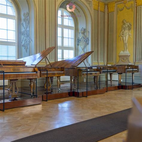 Klavír v historickej koncertnej sále