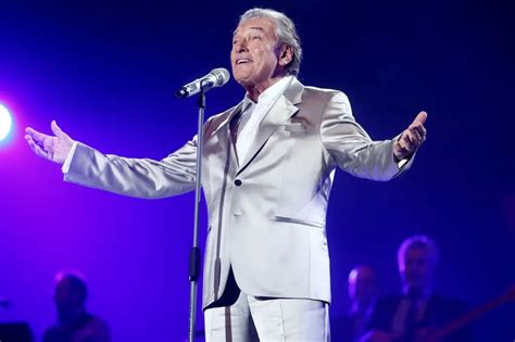 Karel Gott na pódiu v zahraničí