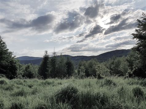 panoráma pohoria Tribeč a okolitá príroda