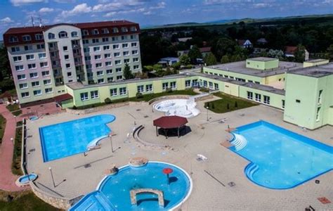 bazénový komplex Kúpalisko Dúha