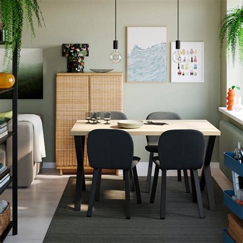 Ilustrácia ergonomického nosenia v tvare písmena M