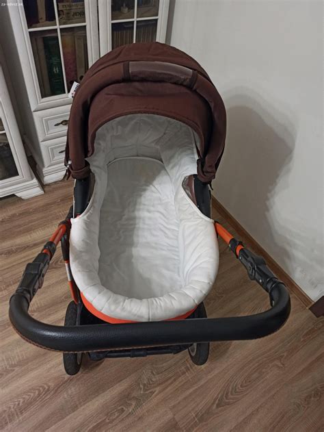 Športová časť kočíka Camarelo v polohe na ležanie