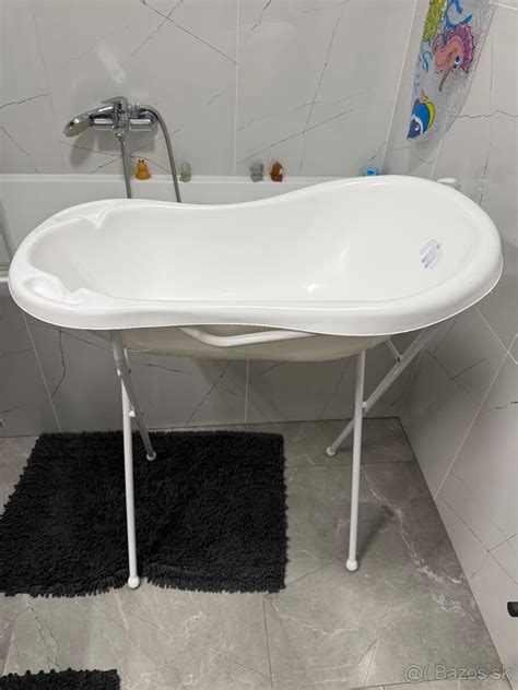Priestranná vanička pre bábätko