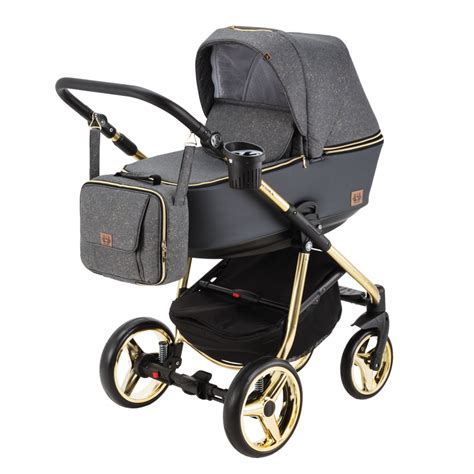 Detailný záber na elegantný dizajn a zlaté prvky kočíka Adamex Reggio Special Edition Gold