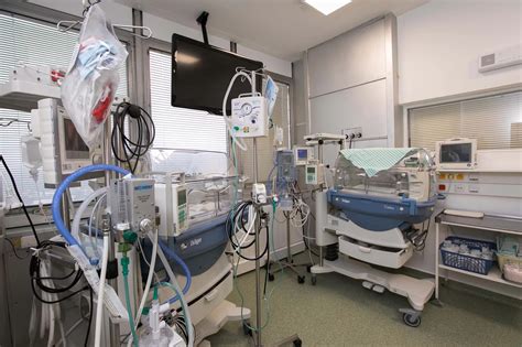 Ilustrácia starostlivosti v neonatologickom centre