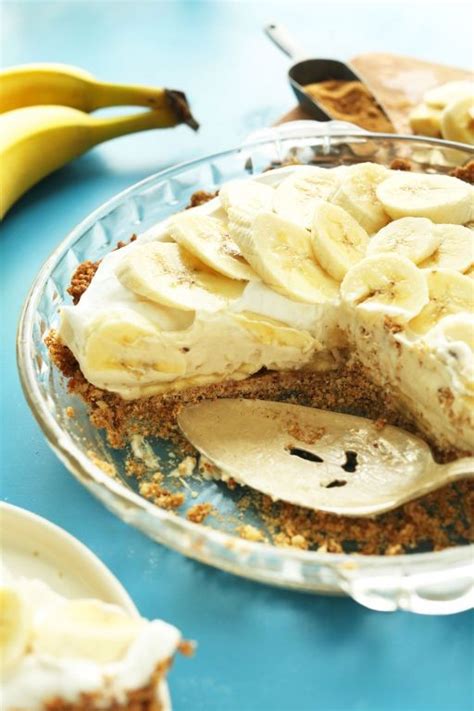 Healthy tofu banana cream