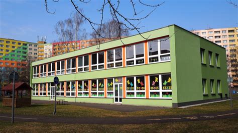 Budova školy v Lúkach