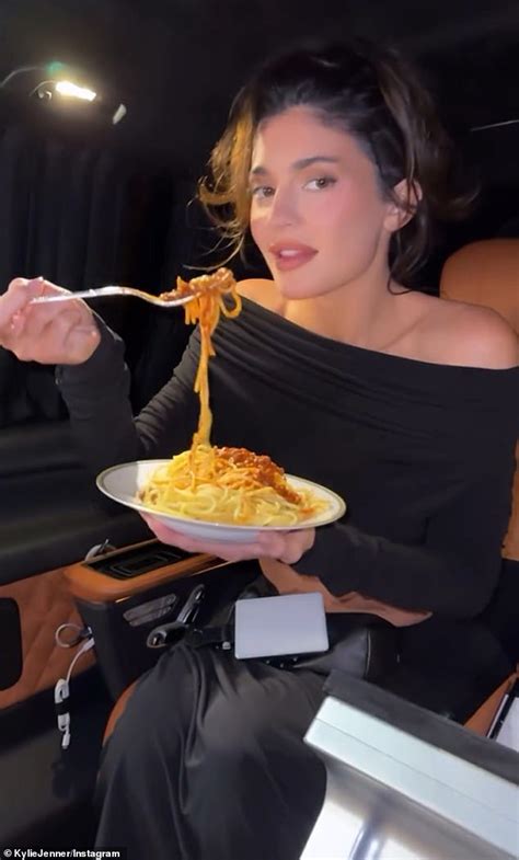 Kylie Jenner clean eating