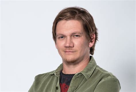 Ladislav Ladomirjak ako Mikita Chrabrenko v seriáli Hranica