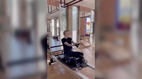 Lindsay Lohan na pilates stroji