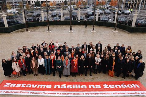 žena narodená 25. dňa v mesiaci