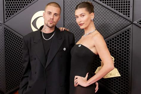 Justin Bieber a Hailey Bieber pri mori