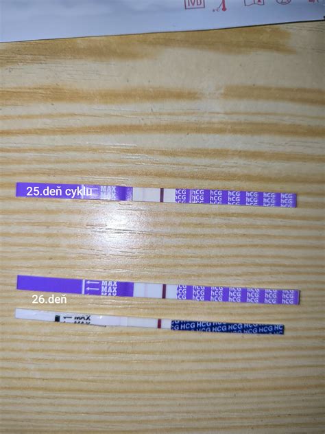 Porovnanie sýtych a slabých čiarky na tehotenskom teste