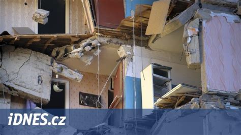Zničený obytný dom v Magnitogorsku po výbuchu plynu
