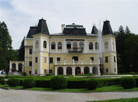 Zámok Devín nad sútokom Dunaja a Moravy